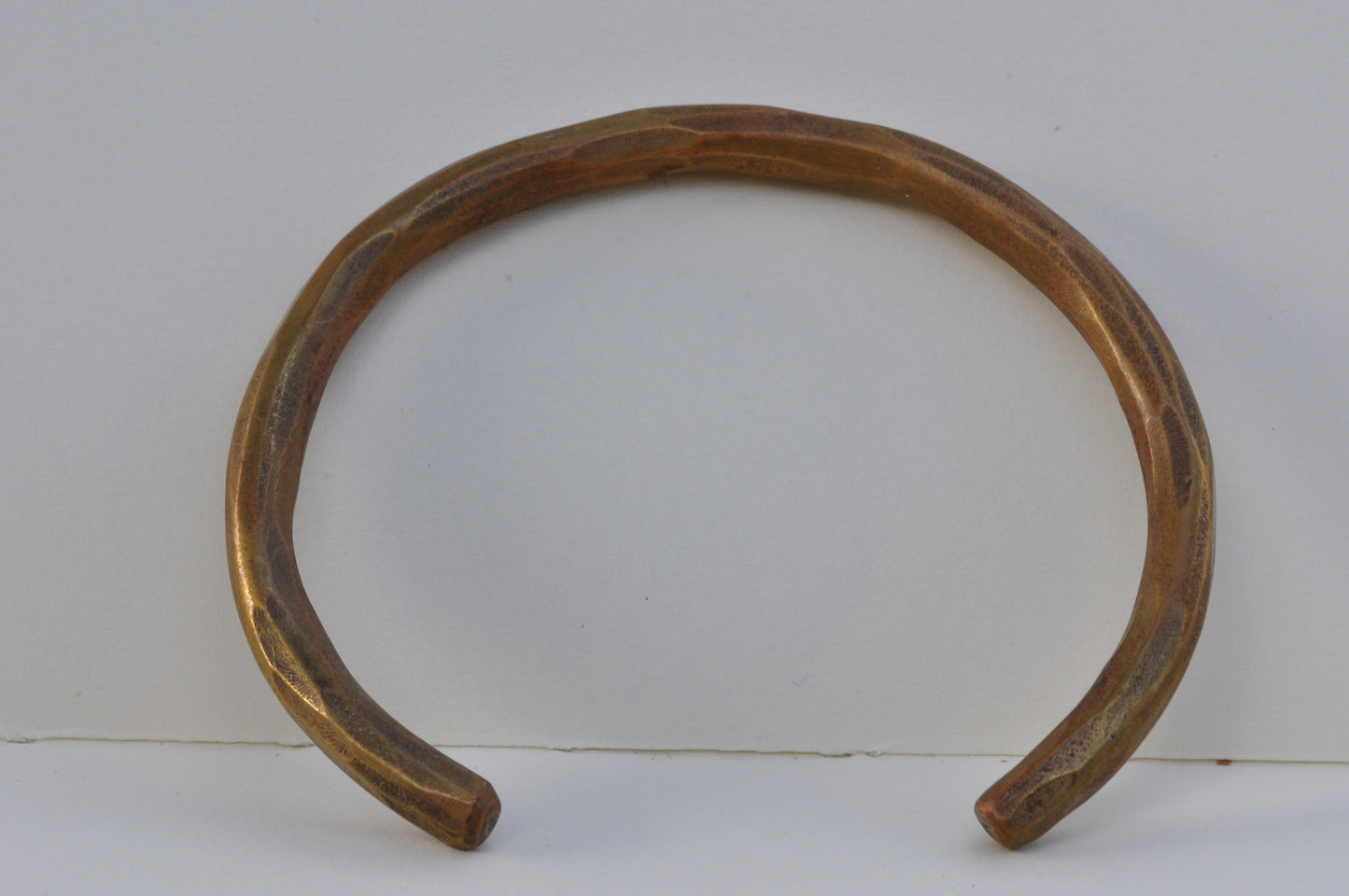 צמיד BRASS