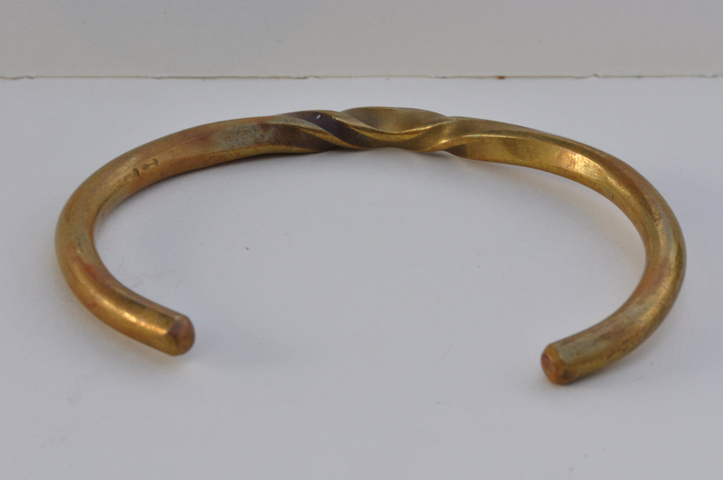 צמיד BRASS