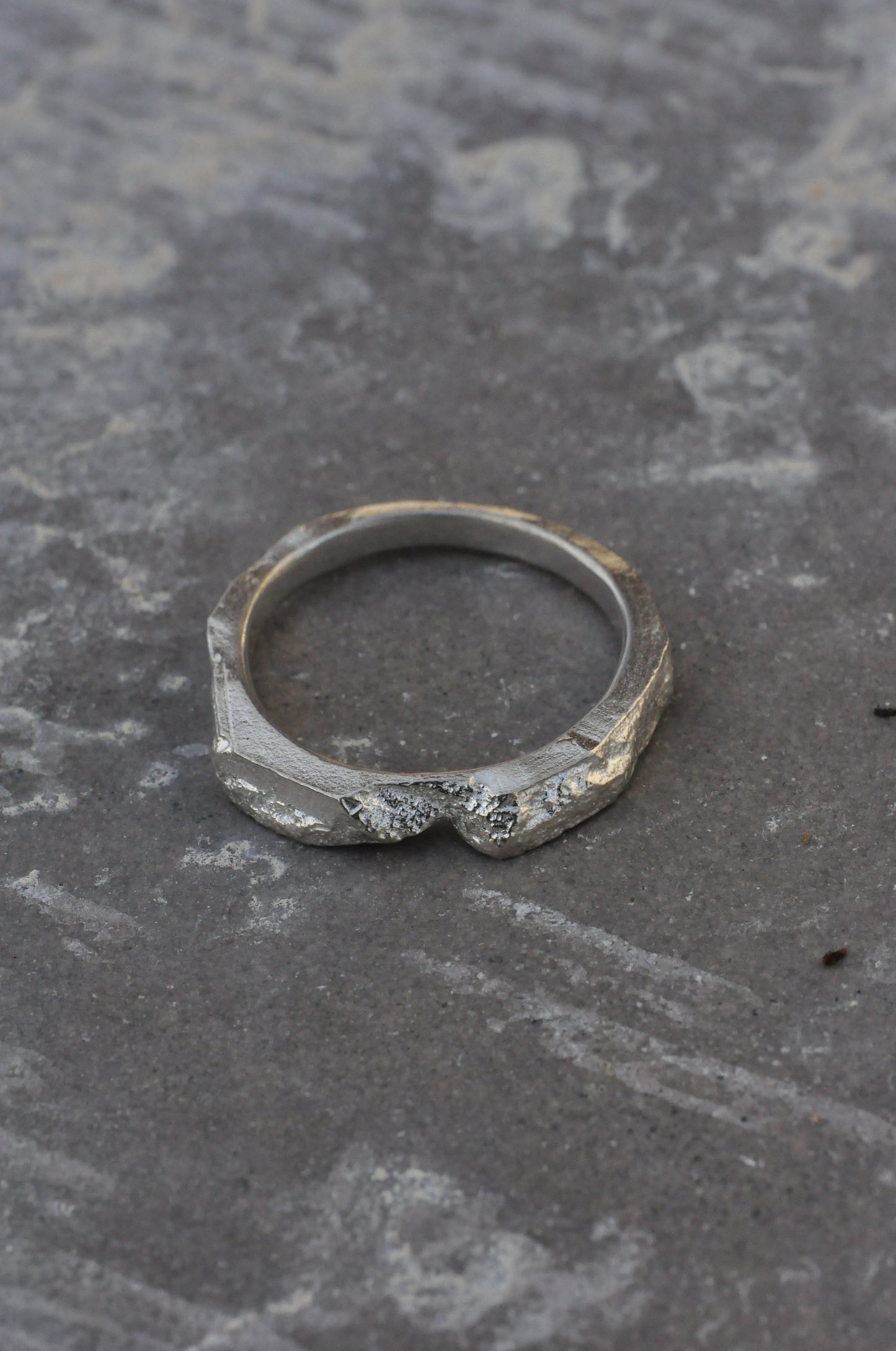 טבעת כסף - broken (G)