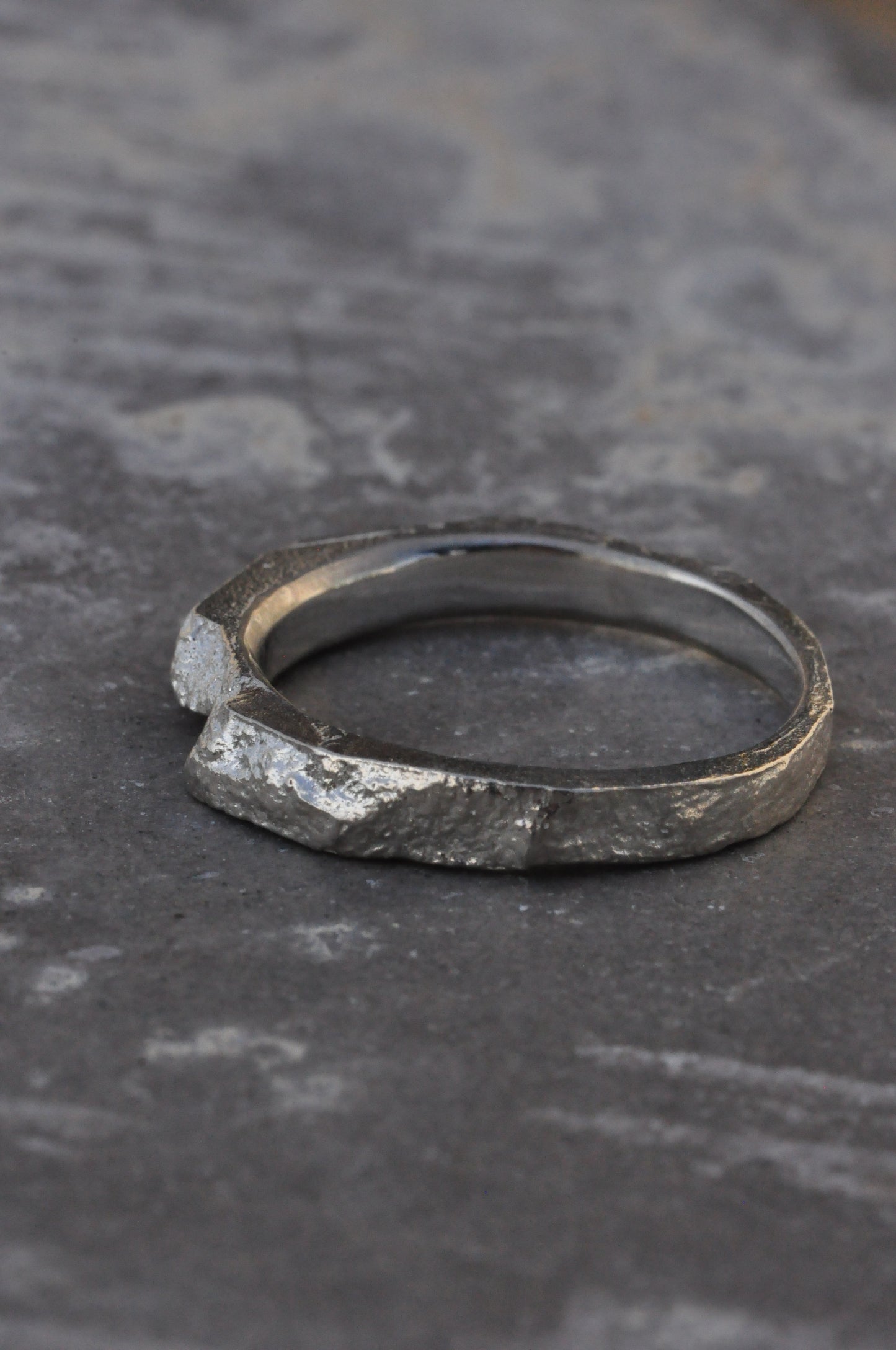 טבעת כסף - broken (G)