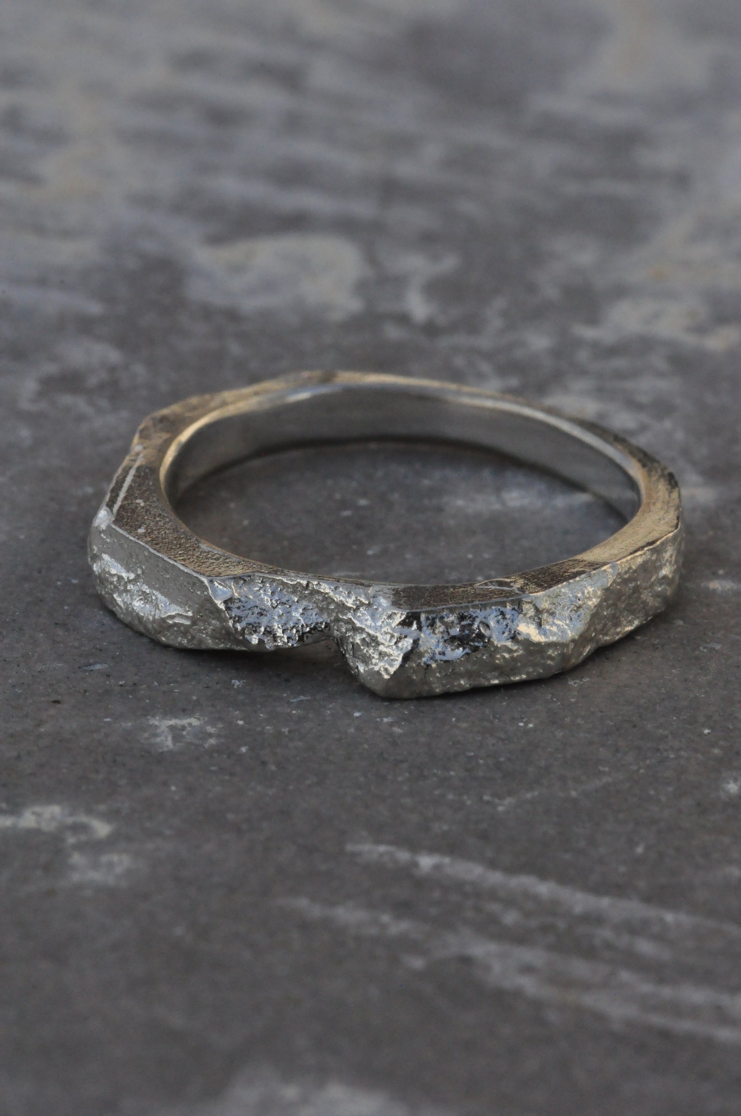 טבעת כסף - broken (G)