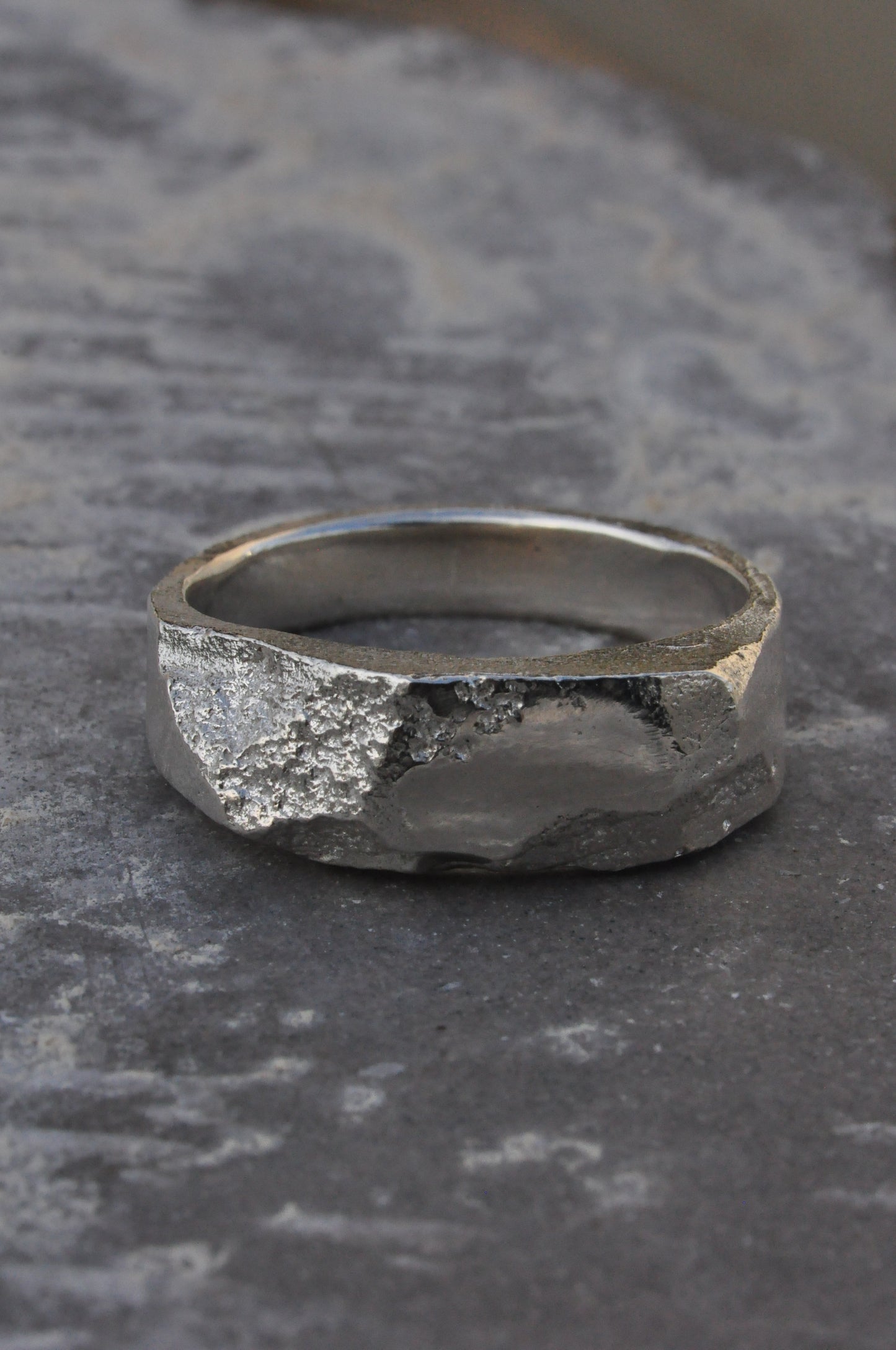 טבעת כסף - broken (F)