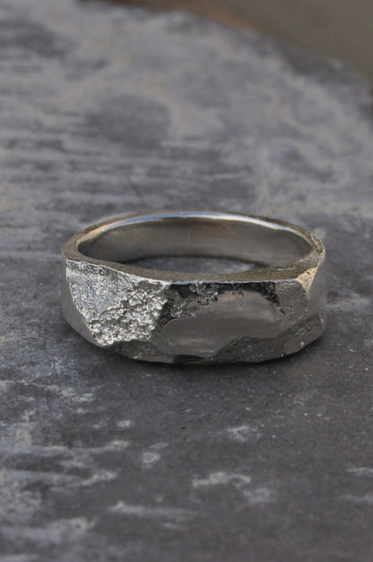 טבעת כסף - broken (F)