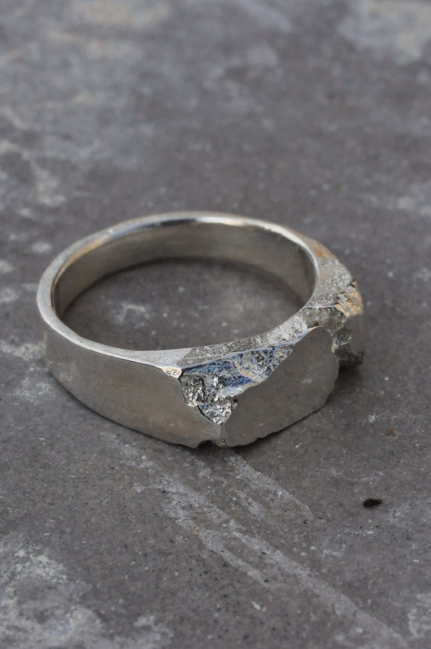 טבעת כסף - broken (E)
