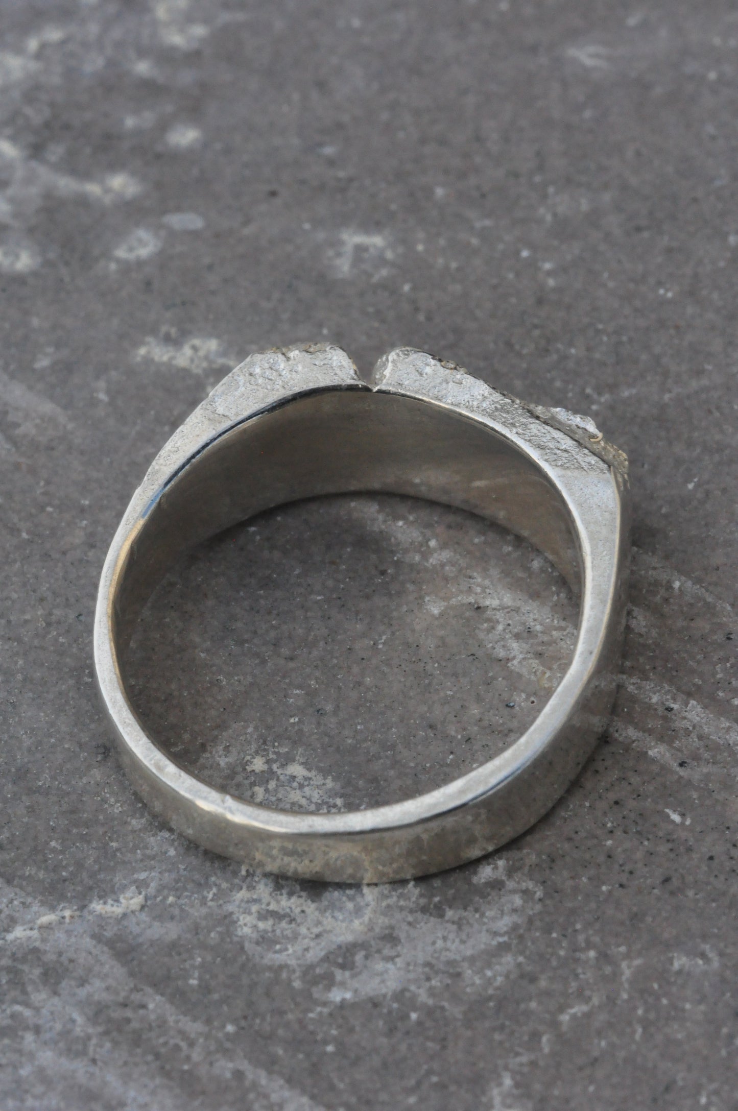 טבעת כסף - broken (E)
