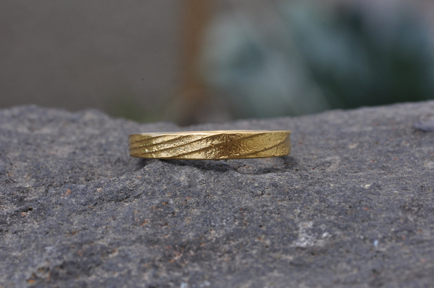 WOOD(C)- 14K